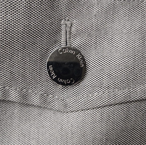 Calvin Klein Silver Metallic Blazer. Size 14. - Picture 4 of 6